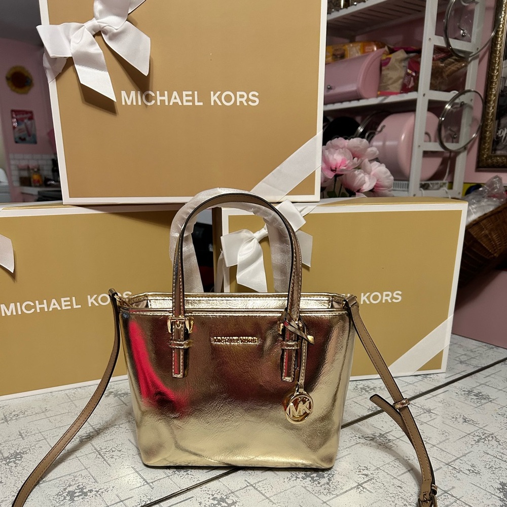SOLD*****! Michael Kors metallic gold Messenger double handle Crossbody!